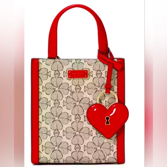 kate spade Handbags - Kate Spade ♠️ Key 🔑 To My Heart ♥️ Tote NWT
Manhattan Mini Tote